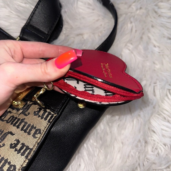 Juicy Couture Heart Satchel NWT Fall in love with Popout Heart satchel handbag - Picture 4 of 4